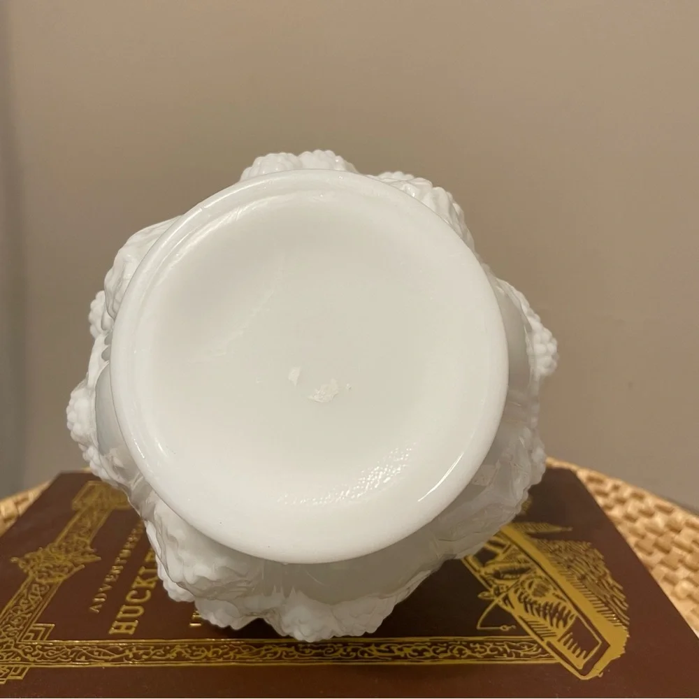 Vintage Imperial Glass Ohio Loganberry Milk Glass Vase